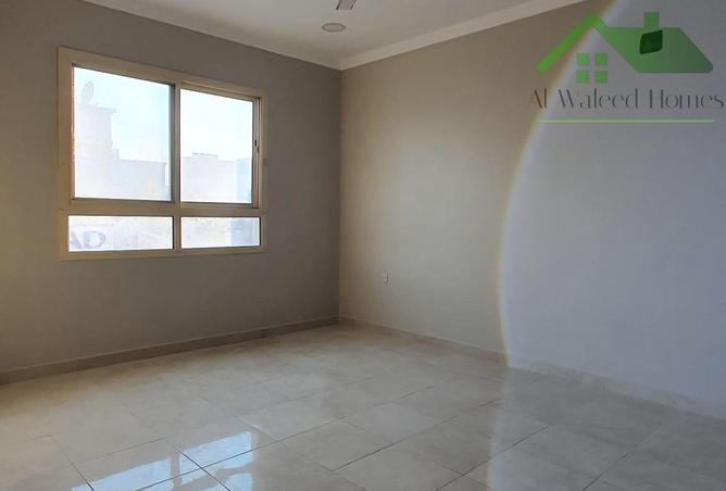 978820 - Property Image 3