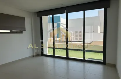 Empty Room image for: Villa - 4 Bedrooms - 5 Bathrooms for rent in Salmaniya - Manama - Capital Governorate, Image 1