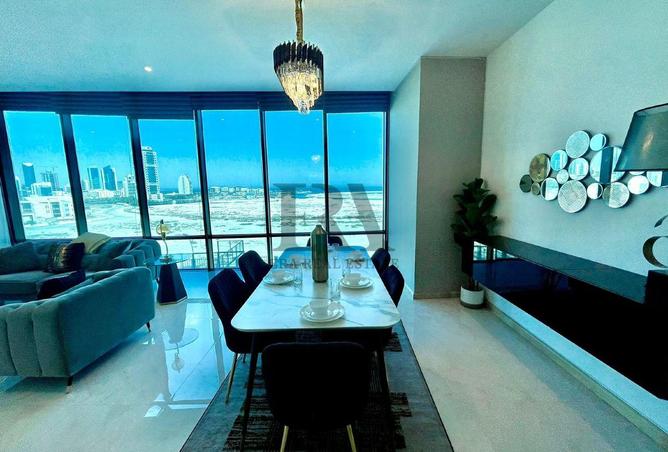 978693 - Property Image 2