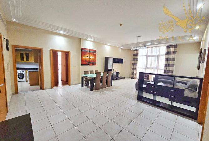 960394 - Property Image 2