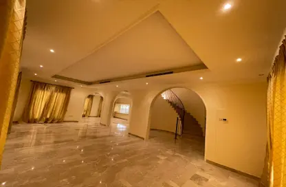 Empty Room image for: Villa - 5 Bedrooms for rent in North Riffa - Riffa - Southern Governorate, Image 1