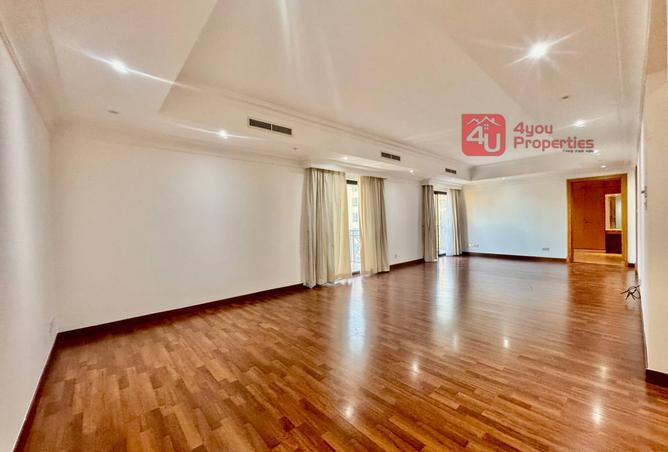 952811 - Property Image 2