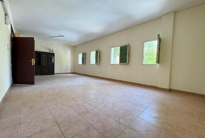956946 - Property Main Image