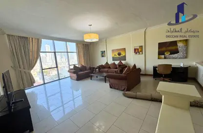 Apartment - 3 Bedrooms - 3 Bathrooms for rent in Al Juffair - Capital Governorate