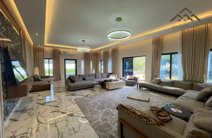 Living Room image for: Villa - 7 Bathrooms for sale in Hamala - Northern Governorate, Image 1