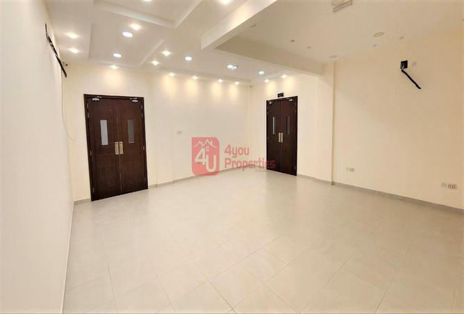 894027 - Property Main Image
