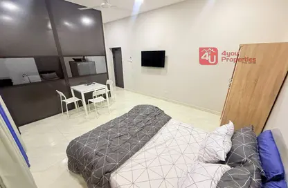 Apartment - Studio - 1 Bathroom for rent in Zinj - Manama - Capital Governorate