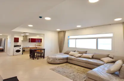 Apartment - 2 Bedrooms - 2 Bathrooms for rent in Janabiya - Northern Governorate