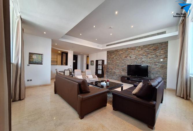 957249 - Property Image 2