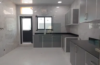 Apartment - 4 Bedrooms - 5 Bathrooms for sale in Hidd - Muharraq Governorate