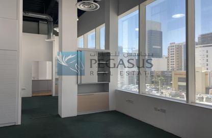 Retail - Studio for rent in Seef - Capital Governorate