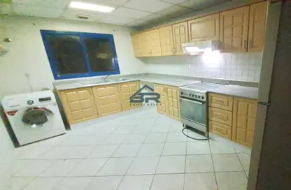 Apartment - 3 Bedrooms - 3 Bathrooms for rent in Al Juffair - Capital Governorate