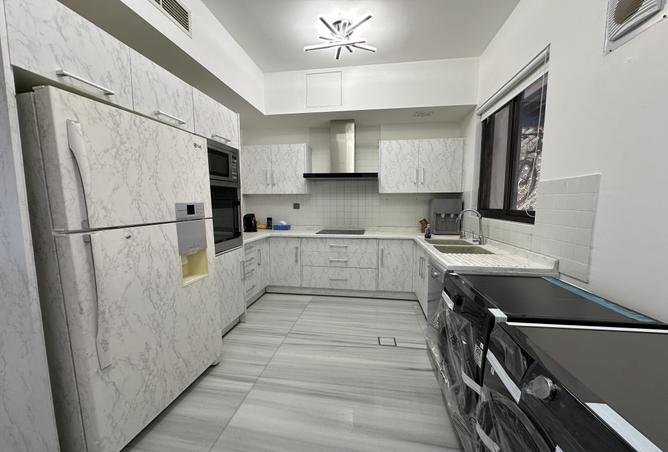 955706 - Property Image 3