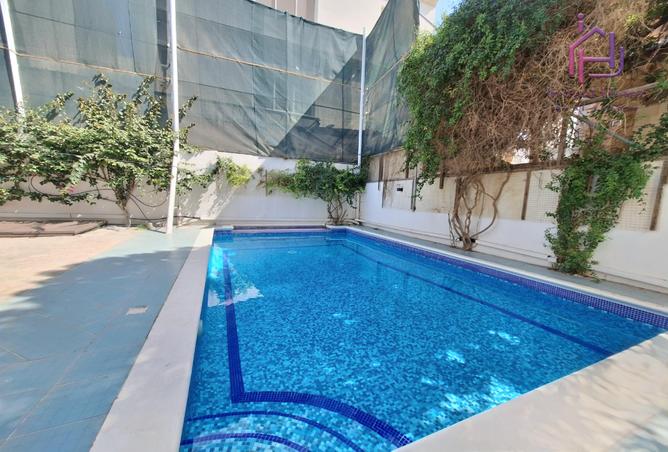 957154 - Property Image 2