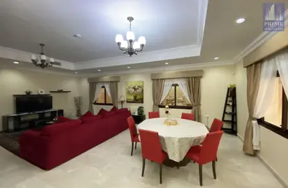 Villa - 3 Bedrooms - 5 Bathrooms for rent in Busaiteen - Muharraq Governorate