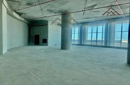 Retail - Studio - 4 Bathrooms for rent in Diplomatic Area - Manama - Capital Governorate