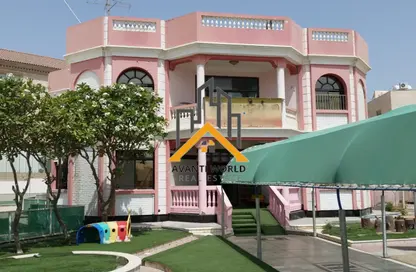 Villa - 6 Bedrooms - 5 Bathrooms for sale in Hamad Town - Northern Governorate