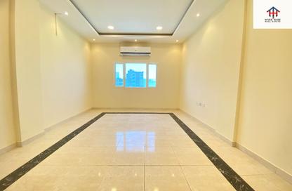 Apartment - 2 Bedrooms - 2 Bathrooms for rent in Seef - Capital Governorate