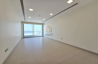 Apartment - 2 Bedrooms - 2 Bathrooms for rent in Hidd - Muharraq Governorate