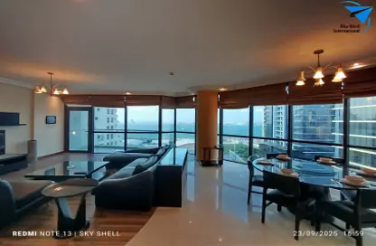 Apartment - 2 Bedrooms - 4 Bathrooms for rent in Al Juffair - Capital Governorate