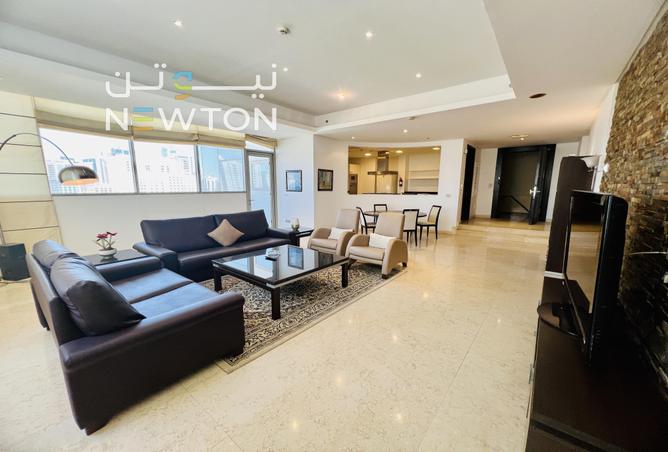 961493 - Property Image 2