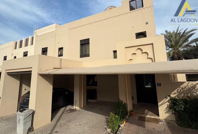 Villa - 3 Bedrooms - 4 Bathrooms for sale in Amwaj Marina - Amwaj Islands - Muharraq Governorate