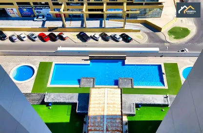 Pool image for: Apartment - 1 Bedroom - 2 Bathrooms for rent in Amwaj Avenue - Amwaj Islands - Muharraq Governorate, Image 1