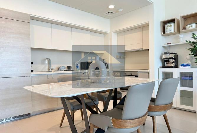 988728 - Property Image 2