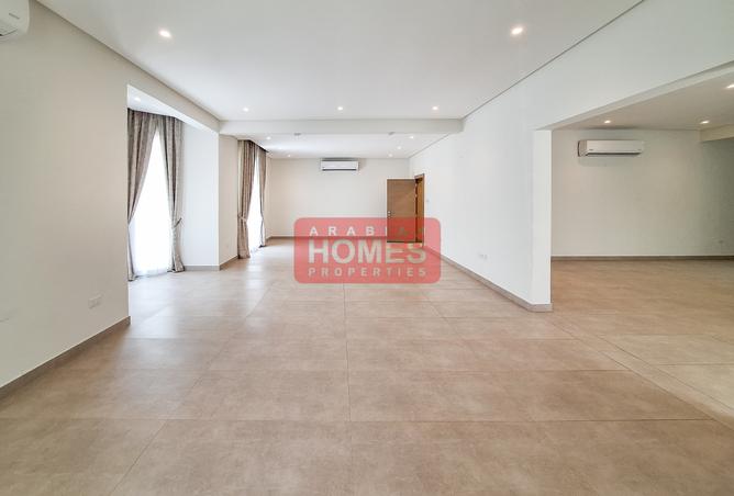 988224 - Property Image 2