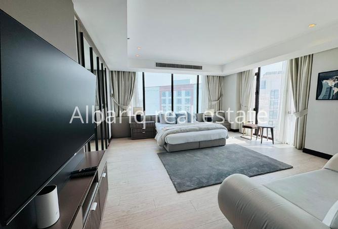 944438 - Property Image 3