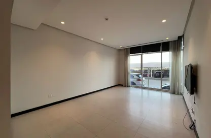 شقة - 3 غرف نوم - 5 حمامات للايجار في جزيرة الريف - محافظة العاصمة