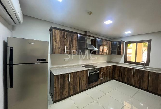 976081 - Property Image 3