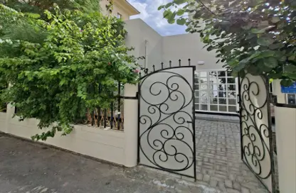 Villa - 3 Bedrooms - 3 Bathrooms for rent in Salmaniya - Manama - Capital Governorate