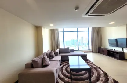 Apartment - 1 Bedroom - 2 Bathrooms for rent in Al Juffair - Capital Governorate