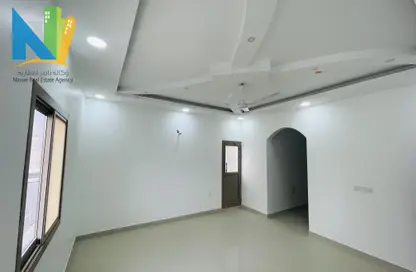 Empty Room image for: Apartment - 3 Bedrooms - 2 Bathrooms for rent in Alhajiyat - Riffa - Southern Governorate, Image 1