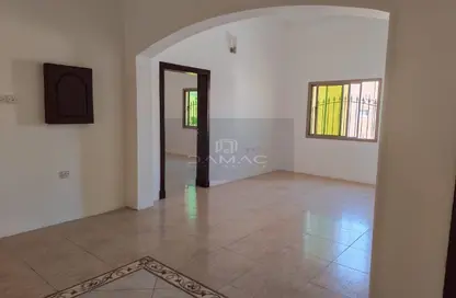 Apartment - 2 Bedrooms - 2 Bathrooms for rent in Jidhafs - Northern Governorate Apartment - 2 Bedrooms - 2 Bathrooms for rent in Jidhafs - Northern Governorate