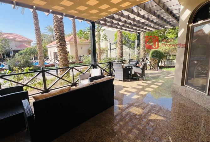 985968 - Property Image 3