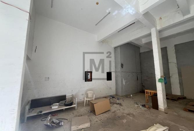 964300 - Property Image 2