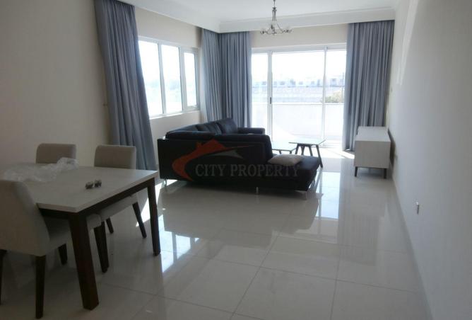 902393 - Property Image 3