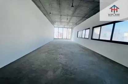 مكتب - استوديو - 1 حمام للايجار في توبلي - المحافظة الوسطى