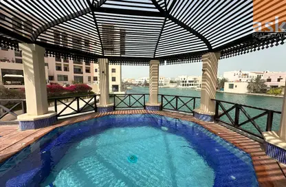 شقة - غرفة نوم - 2 حمامات للايجار في شارع أمواج - أمواج - المحرق