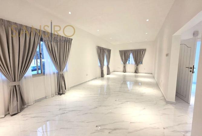 960923 - Property Image 3