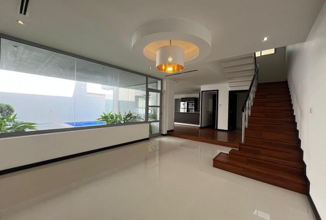 964141 - Property Image 3