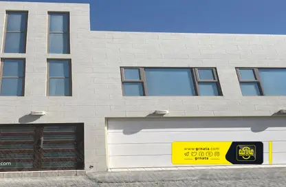 Outdoor Building image for: Villa - 3 Bedrooms - 4 Bathrooms for sale in Hamad Town - Northern Governorate, Image 1