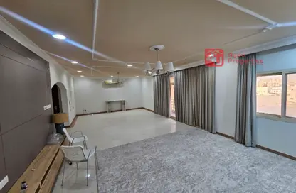 Apartment - 3 Bedrooms - 3 Bathrooms for rent in Segaya - Manama - Capital Governorate