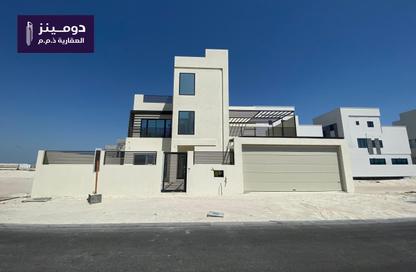 Villa - 5 Bedrooms - 6 Bathrooms for sale in Mozoon - Diyar Al Muharraq - Muharraq Governorate