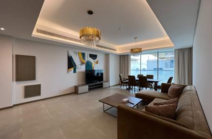 Apartment - 3 Bedrooms - 3 Bathrooms for rent in Al Juffair - Capital Governorate