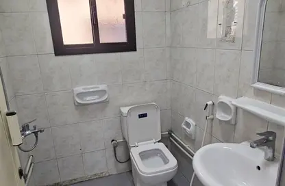 Apartment - Studio - 1 Bathroom for rent in Zinj - Manama - Capital Governorate