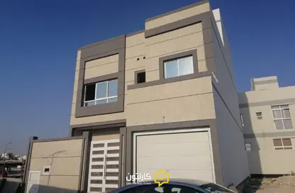 فيلا - 3 غرف نوم - 4 حمامات للبيع في نبيه صالح - محافظة العاصمة