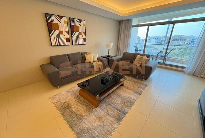 988999 - Property Image 2